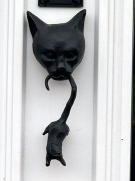 door knocker