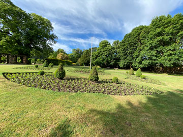 priory gardens