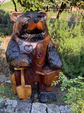 gardening bear