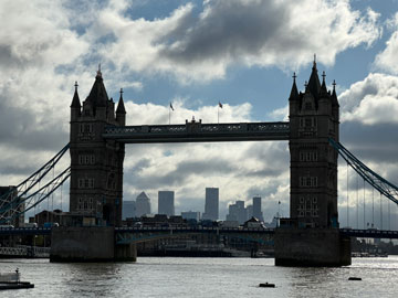 tower bridge