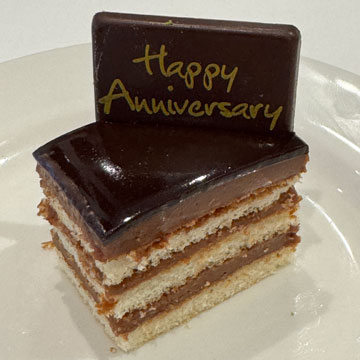 anniversary cake